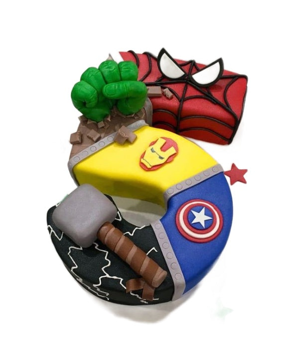 Fondant Superhero’s Cake