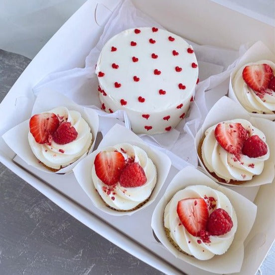 Mother's Day Sweet Celebration Set