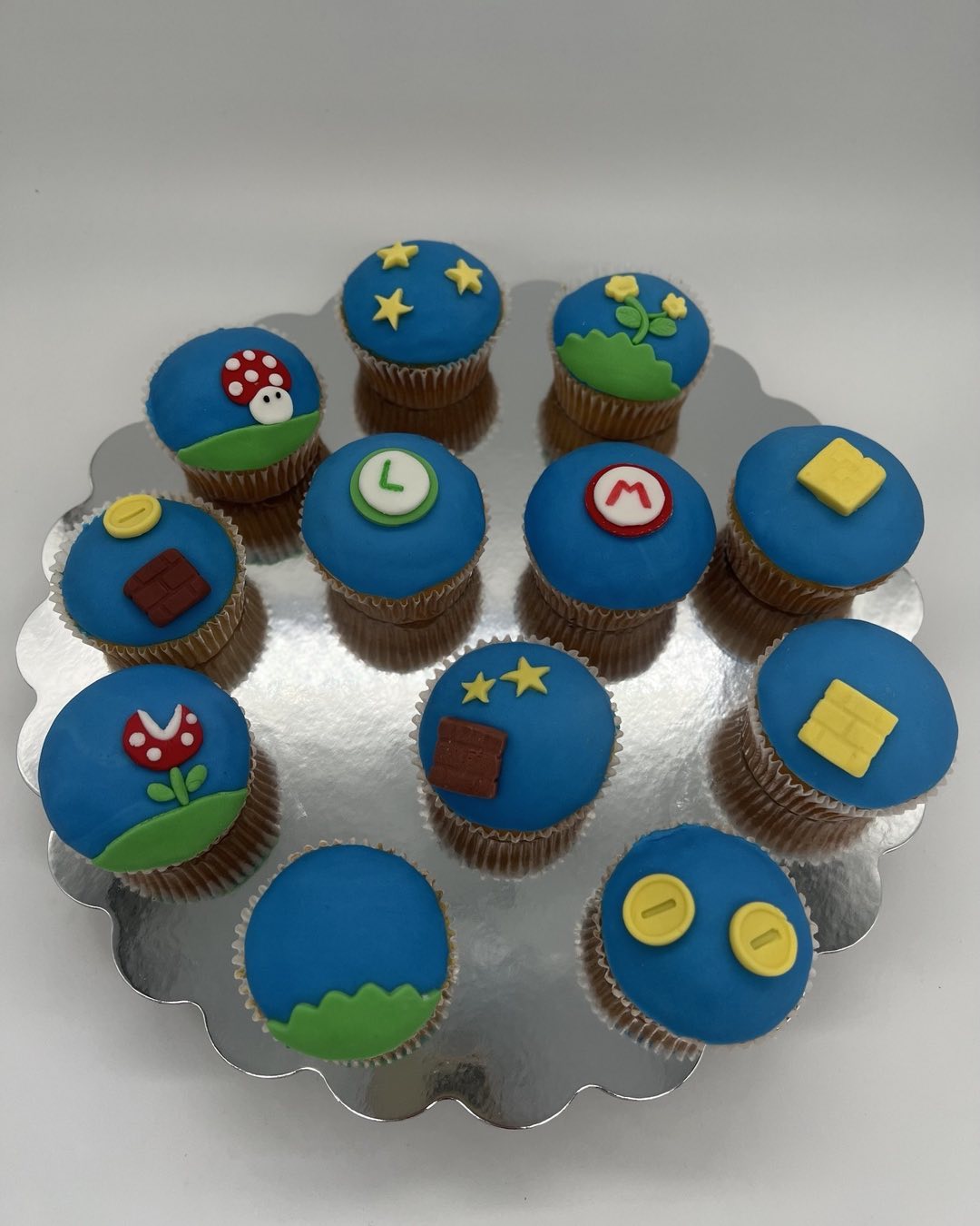 Super Mario cupcakes