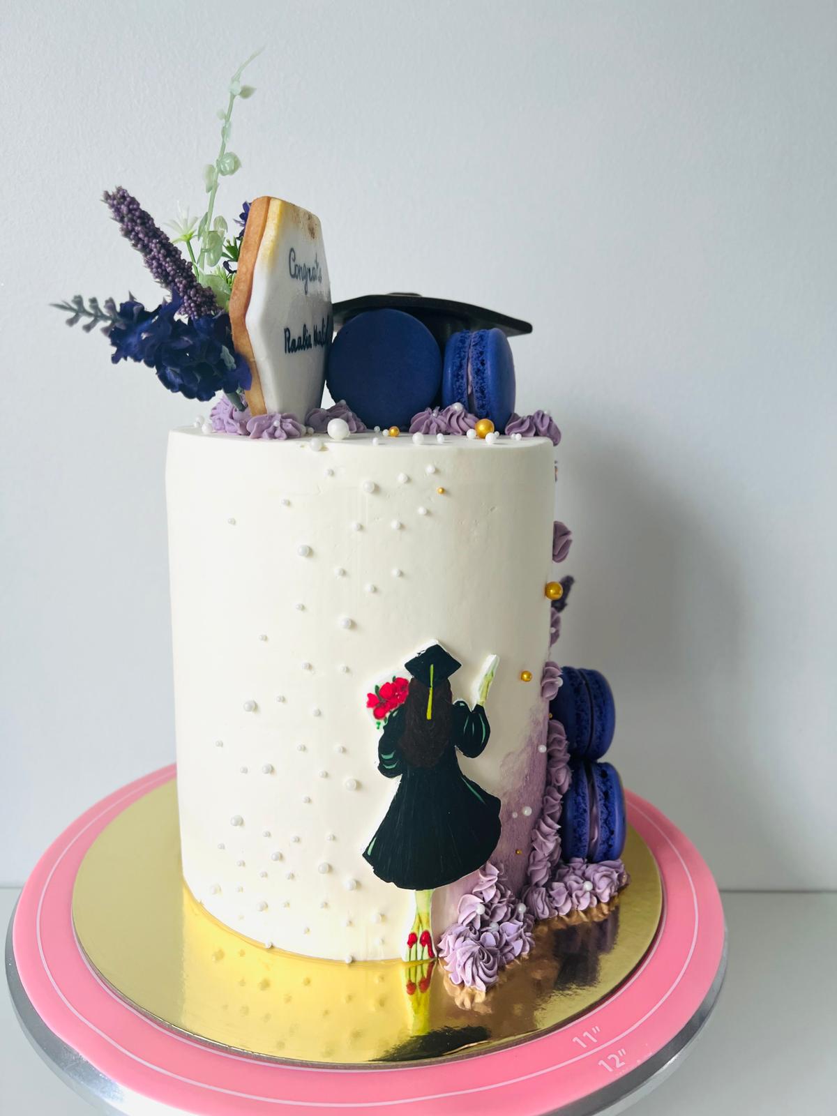 Student Graduation Cake